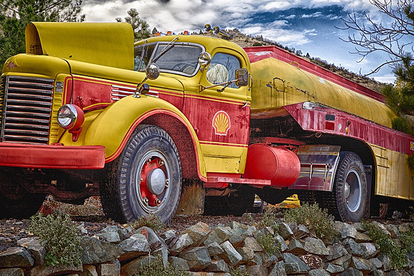 Gold King Mine Ghost Town Shell Tanker Dec 2, 2016 _4102_HDR