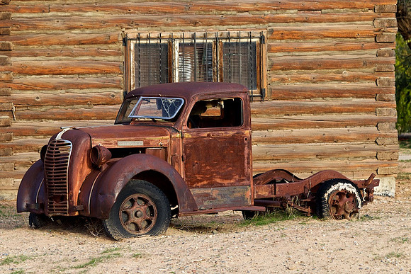 Pickup Truck Bluff_1160