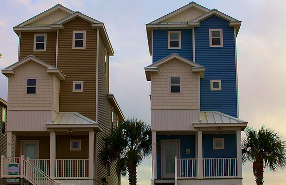 St George Island, FL Beach housing on Gulf of Mexico