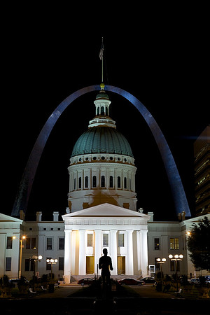 Old Courthouse & The Arch 2